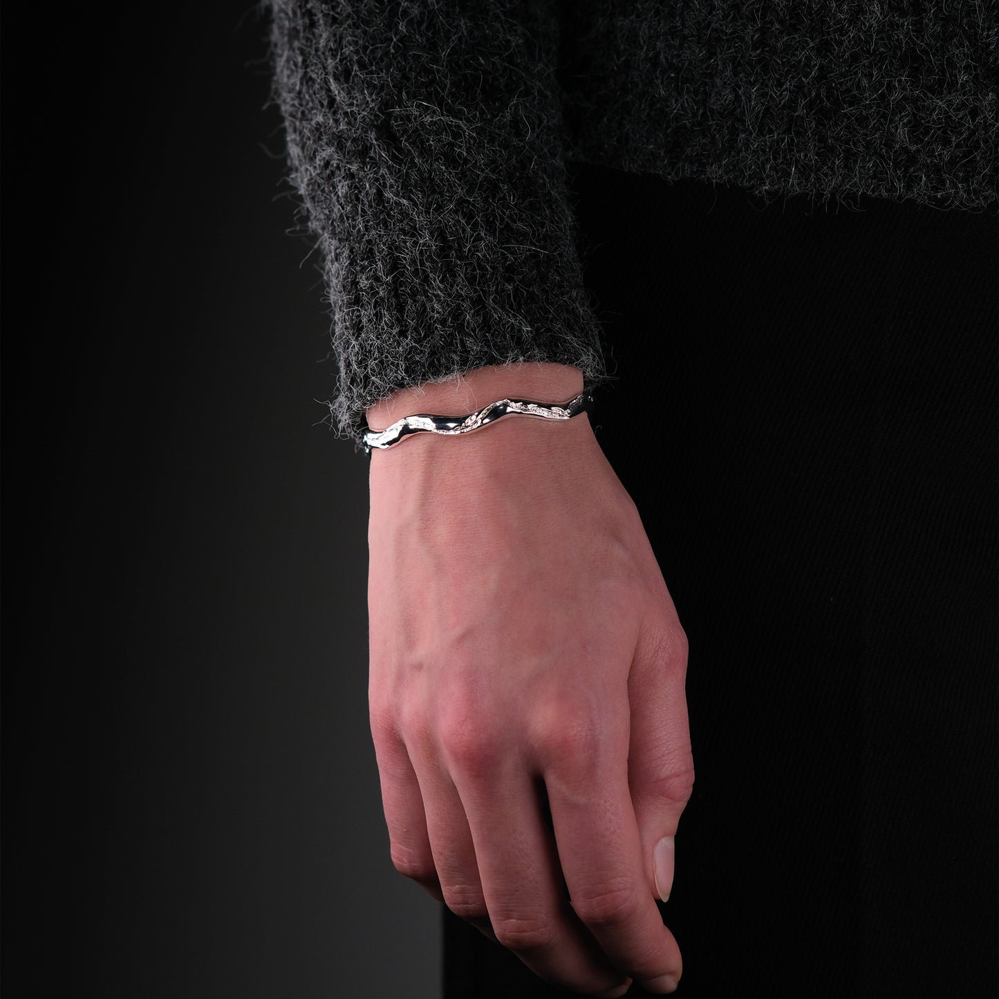 'EROSION' ARMBAND